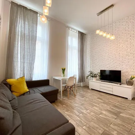 Aravel Premium * Breslavia