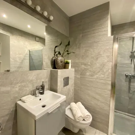 Aravel Premium * Breslavia
